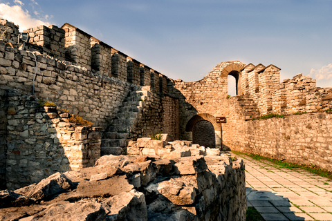 Sofia: visite de Lovech, de la grotte de Devetaki et des cascades de Krushuna