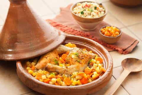 Fes: Guided Tour of Ancient Medina with Local Family Lunch