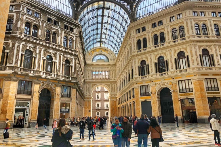 Naples 2-Hour Walking and Sightseeing Tour with Local Guide Naples Walking & Sightseeing Tour with Guide in English