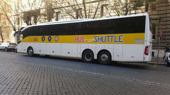 puerto de civitavecchia autobús de/hacia estación termini