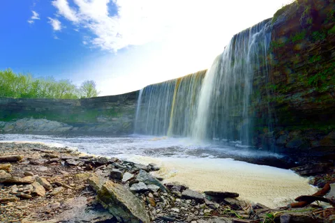 Tallinn : Visite pied à pied de la vieille ville et chute d'eau de Jägala