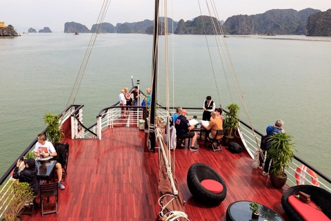 Von Hanoi: Lan Ha und Ha Long Bay Day CruiseStandard Option