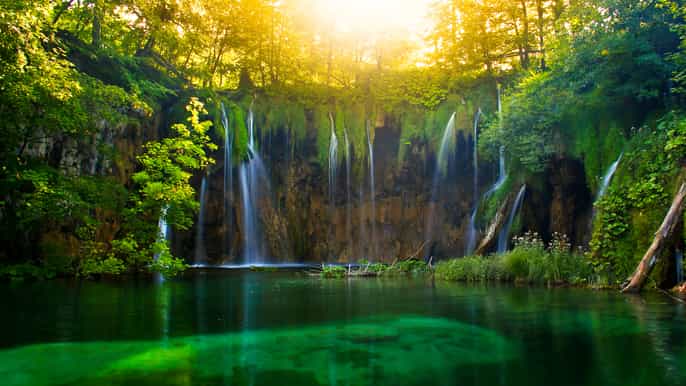 plitvice lakes day tour from split