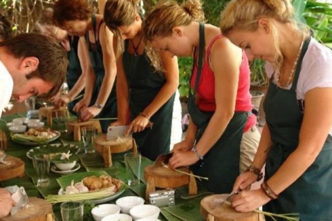 Lekcja gotowania Bay Mau z Ha Noi Phở w lokalnym domu