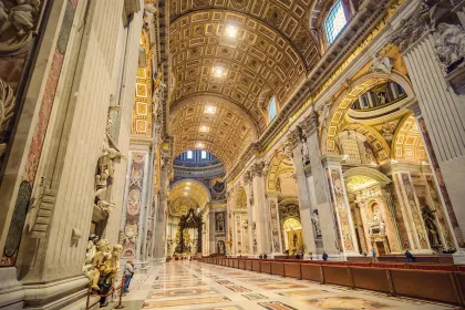 Rom: Geführte Tour durch die Sixtinische Kapelle und die Vatikanischen ...