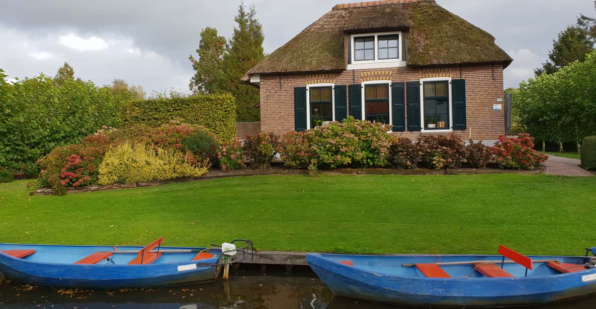 From Amsterdam: Day Trip to Giethoorn by Bus and Boat