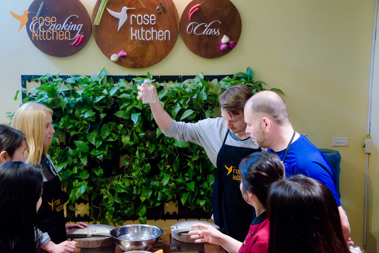 Hanoi: clase de cocina en una villa local con recorrido por el mercado