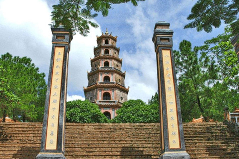 Hai Van Pass & Hue Stadtrundfahrt ab Hoian/DanangHai Van Pass & Hue Stadt Sehenswürdigkeiten Deluxe Tour ab Hoian/Danang