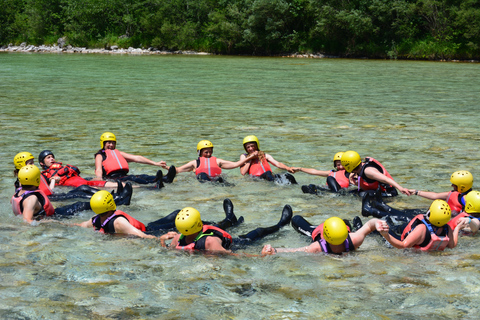 Bovec: Rafting sul fiume SocaBovec: Whitewater Rafting sul fiume Soca