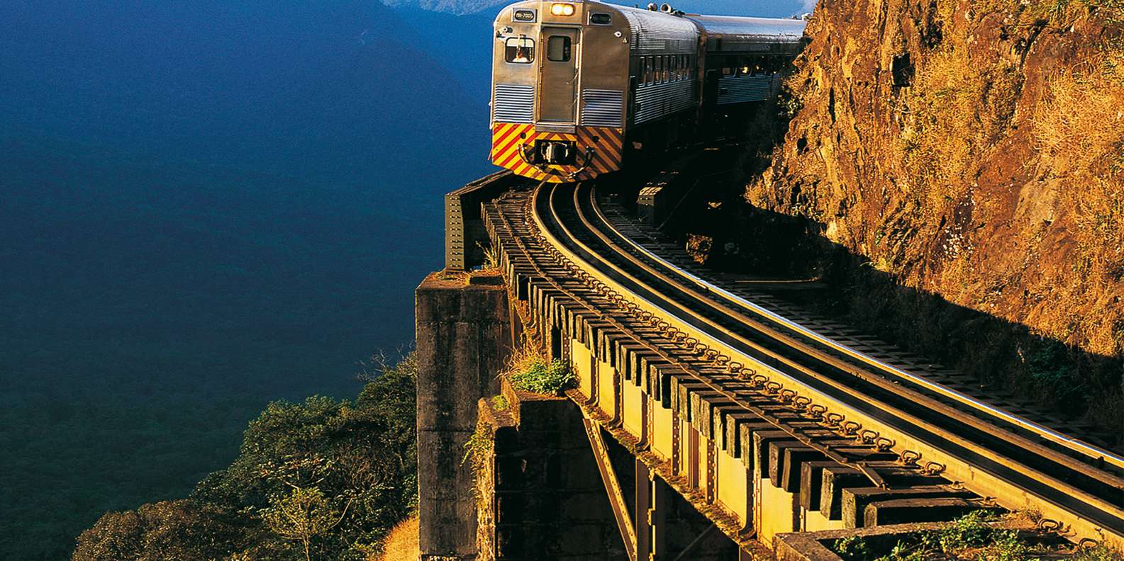 موريتيس: جولة لمدة يوم كامل في المدينة الاستعمارية من كوريتيبا |  GetYourGuide, image size:1585x792