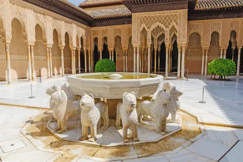 Alhambra e Palácio Nasrida: Tour particular com ingressos