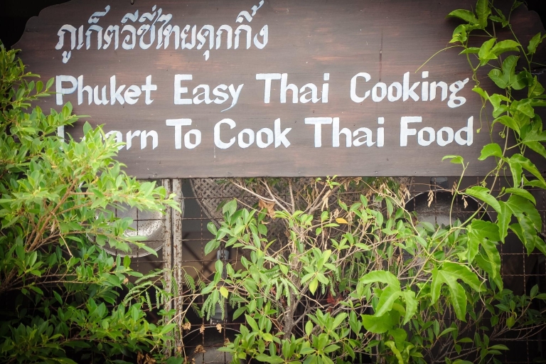 Phuket: Half Day Easy Thai Cooking Class & Local Market Tour Phuket Easy Thai Cooking: 4-Hour Class & Local Market Tour