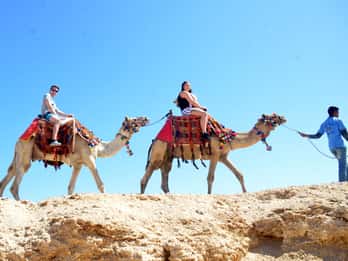 Hurghada: Wüstentour mit Kamelritt und Beduinen-Guide Hurghada: Wüstentour mit Kamelritt und Beduinen-Guide