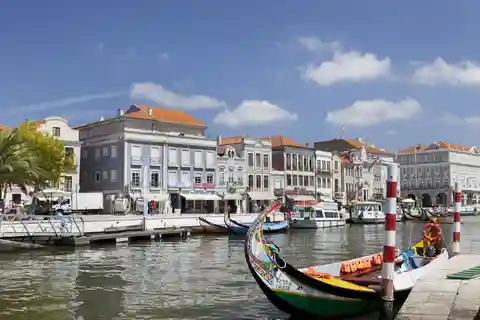 Aveiro: Excursão de meio dia com passeio de barco