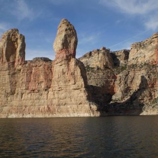Bighorn Canyon: 2-Hour Scenic Boat Tour