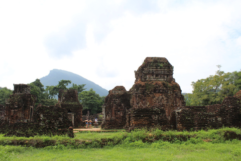 Hoi An: My Son Sanctuary and Thu Bon River CruiseHoi An: My Son Sanctuary, Cruise, lunch at local house