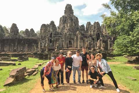 Angkor Wat Temple Hopping Tour with Sunset