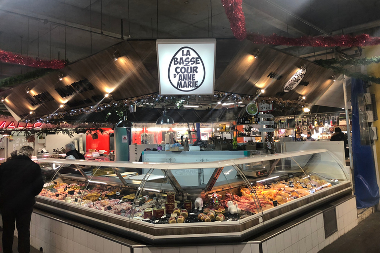 بوردو: جولة سيرًا على الأقدام للتعرف على النبيذ والأطعمة الحلوة والمالحةجولة مشتركة