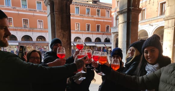 Venice: Local Fish Market With Cicchetti, Lunch, and Wine