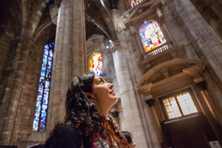 Milão: Visita guiada à Catedral e aos terraços de MilãoTour Particular em Inglês