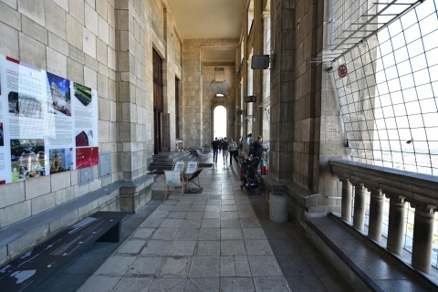 Varsovie: visite privée du palais de la culture et du centre-ville de VarsovieVarsovie: visite privée du palais de la culture et des sciences