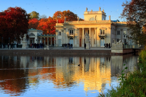 Varsovia: tour privado del Palacio y parque Lazienki con cruceroPalacio de Lazienki y visita al parque con recogida en el hotel