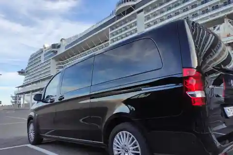 Dal porto di Civitavecchia: Trasferimento privato a Roma