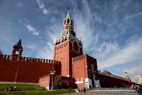 moscow kremlin armoury and assumption cathedral tour