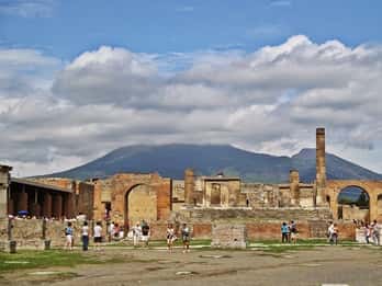 Neapel: Pompeji, Vesuv und Weinprobe Neapel: Pompeji, Vesuv und Weinprobe