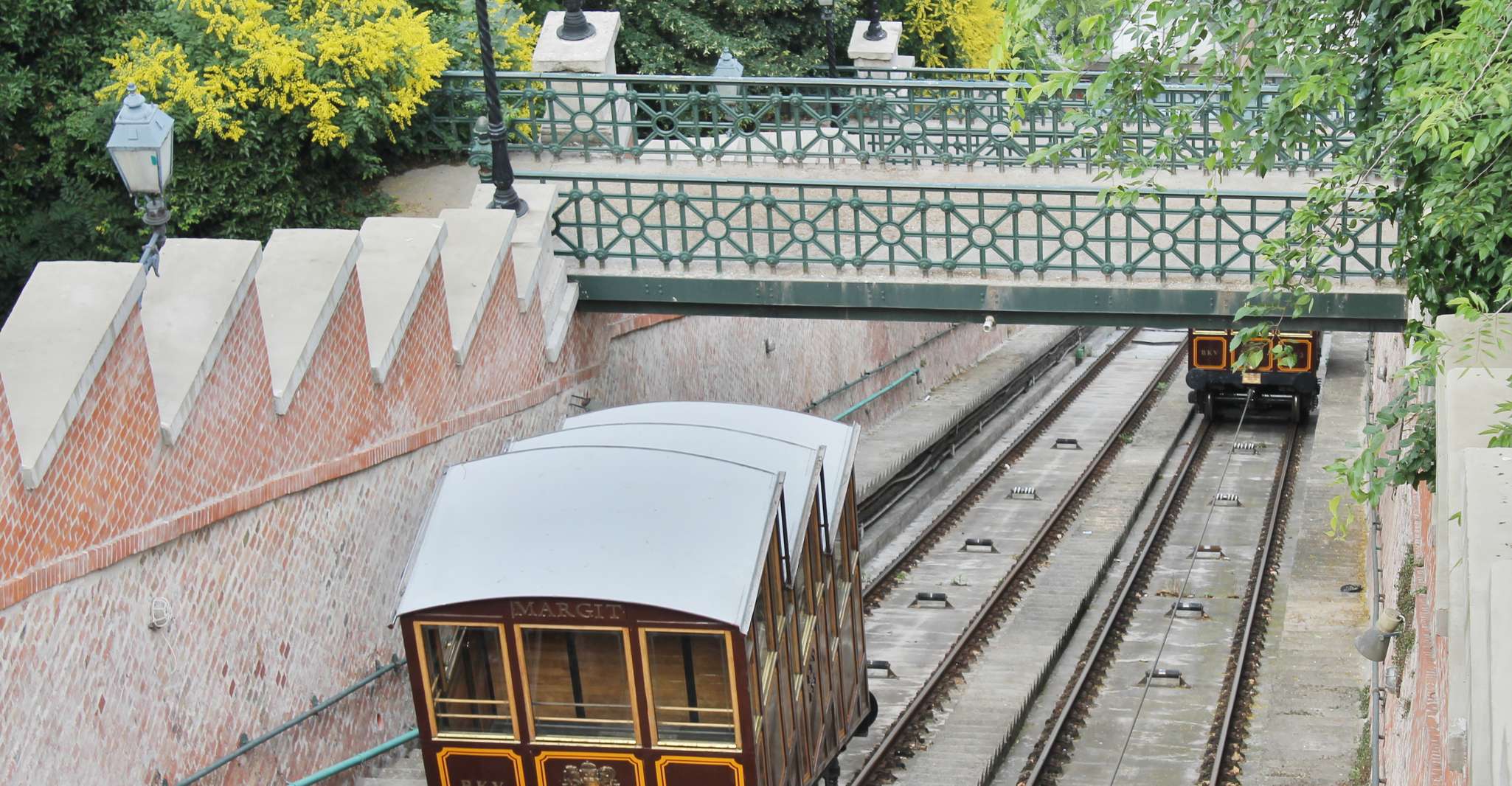 Budapest: Castle District Walk with Entry to Matthias Church photo 11