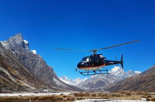Everest Base Camp: 3-stündige Sightseeingtour mit dem Hubschrauber