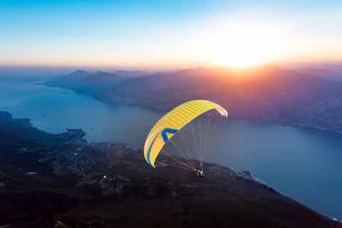 Pokhara: 30-Minute Tandem Paraglide