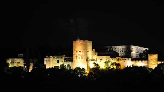 granada nachtbesuch der alhambra und nasridenpaläste