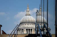 London, Private Crown Jewels Car Tour - Housity