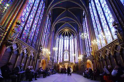 Paris: Sainte-Chapelle Skip-The-Line Ticket and River Cruise
