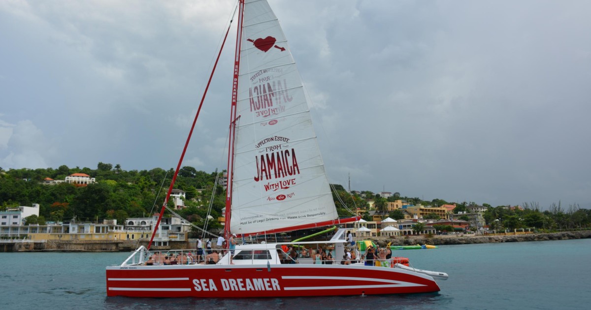dreamer catamaran cruise jamaica