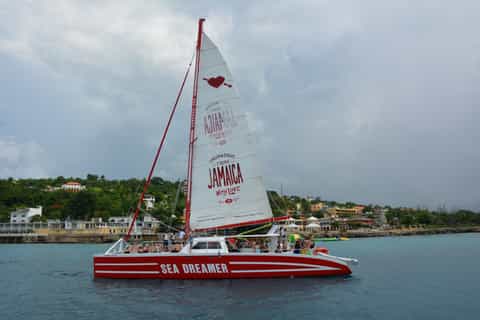 Dreamer Catamaran Cruise to Negril
