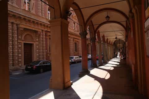 From Rome: Guided Day Trip to Bologna