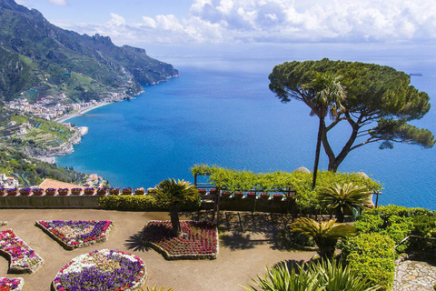 Napels: Positano, Amalfi en Ravello Tour op een luxe bus