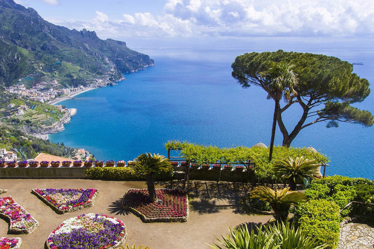 Napels: Positano, Amalfi en Ravello Tour op een luxe bus