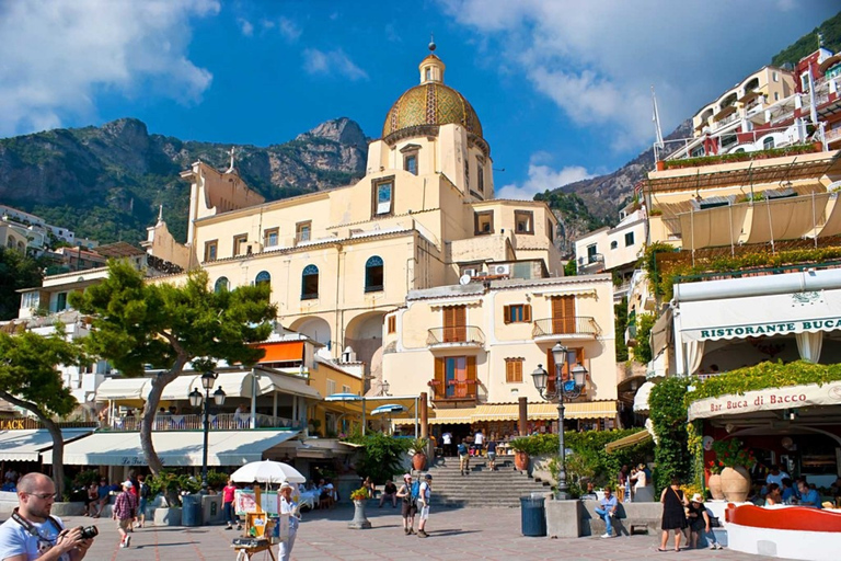 Napels: Positano, Amalfi en Ravello Tour op een luxe bus