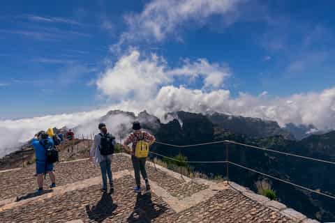 Hike Madeira: Pico Arieiro to Pico Ruivo