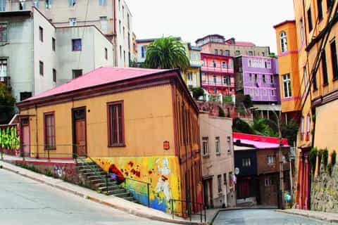 From Santiago: Valparaiso and Viña del Mar Day Tour
