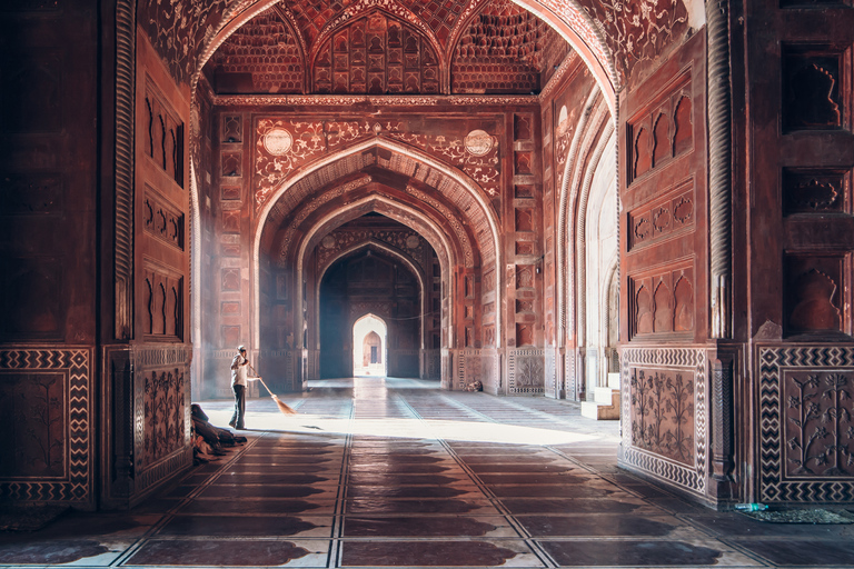 Prywatna Taj Mahal i Agra Fort Tour z AgryPrywatna wycieczka bez opłat za wstęp