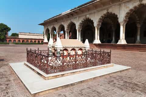 Private Taj Mahal & Agra Fort Tour from Agra