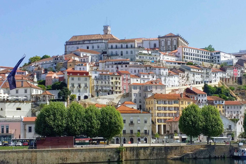 Ab Lissabon: Private Ganztagestour nach Aveiro und Coimbra