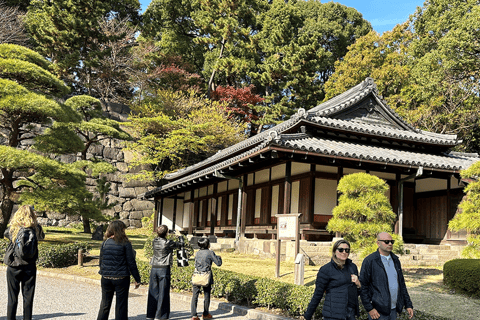 Tokio: Historyczna wycieczka piesza do Pałacu Cesarskiego, Zamek w Tokio