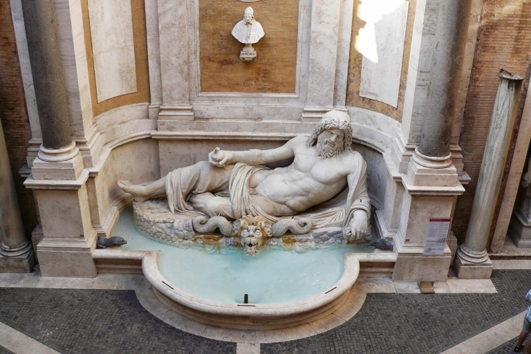 Rome : musée de l'Empire romain avec hôte à l'entréeRéservation pour le musée et l'Happy Hour