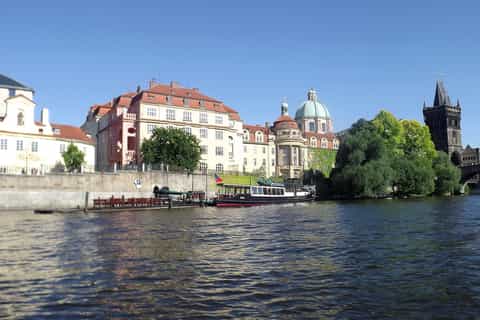 prague 6hour tour with river boat cruise and lunch