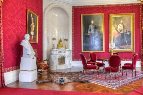 Desde Budapest: visita al Palacio Real de GödöllőSisi Tour en Español
